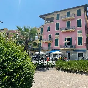  Hotel Serena Italia
