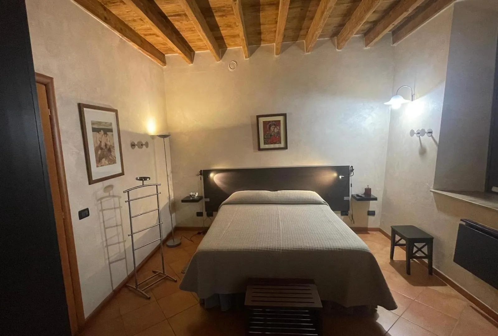 לינה וארוחת בוקר Goito  La Casa Di Enea איטליה